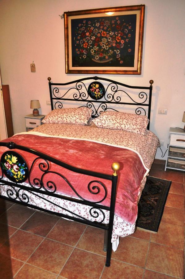 Il Ciliegio Del Pellegrino Apartamento Gubbio Exterior foto
